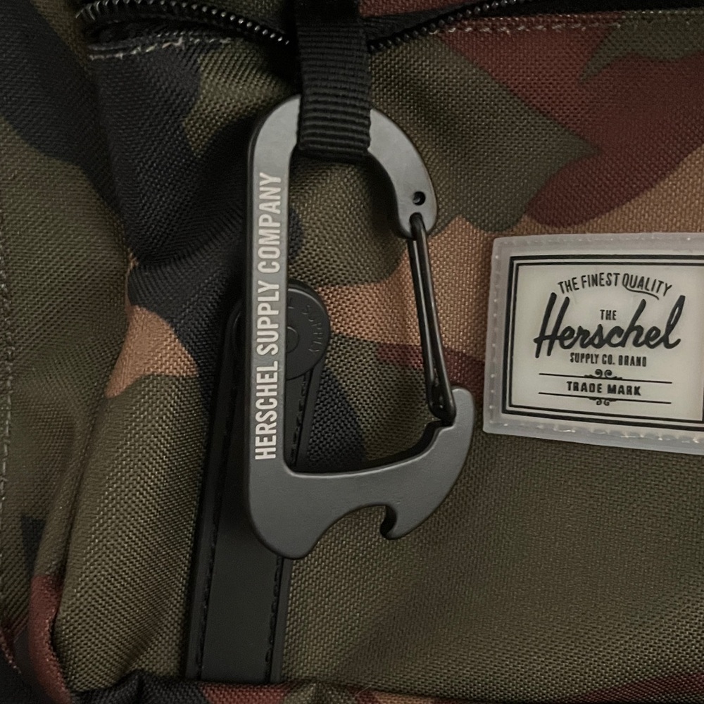 Herschel Little America Pro Insulated Camouflage Backpack - Picture 6 of 7